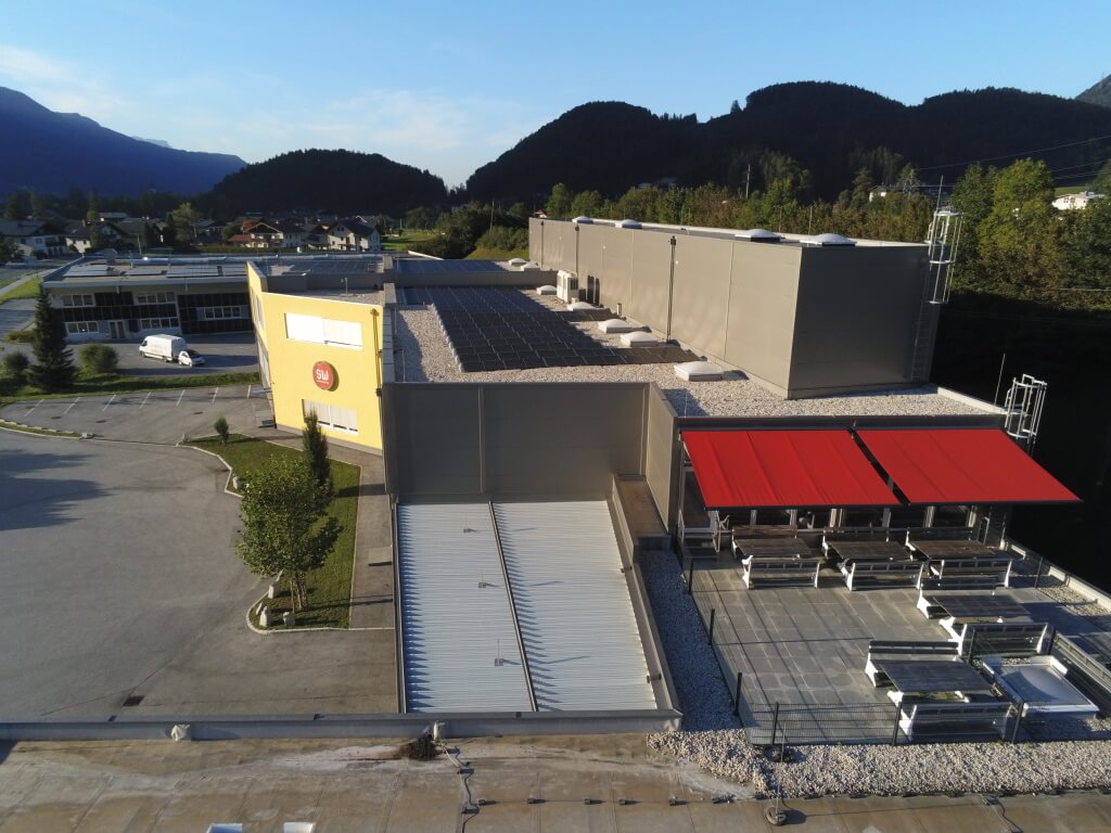 Foto aus der Luft des SW WireTerminal Firmengeländes