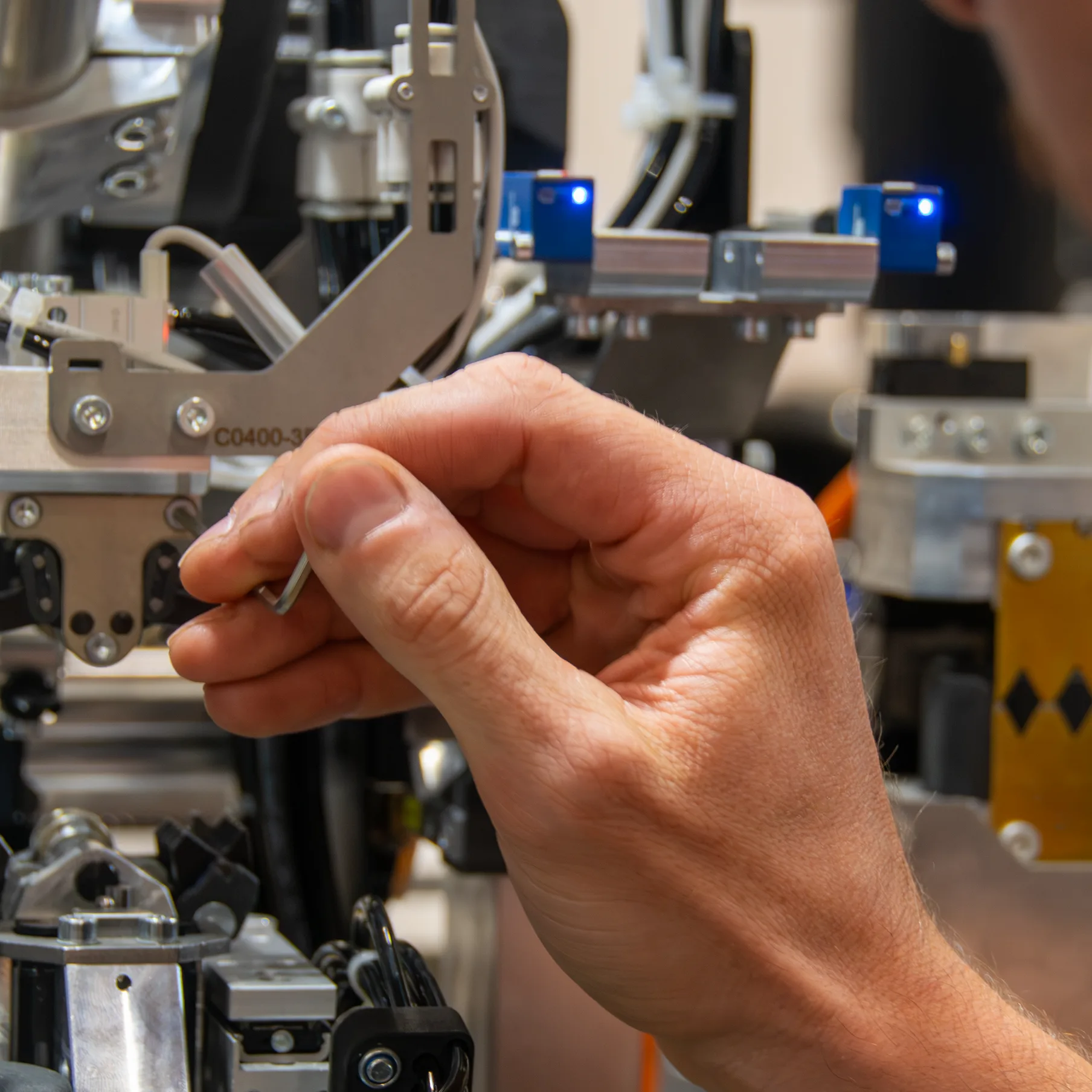 Service and Applications Engineer (m/f/d)